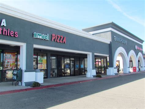 The Joint Chiropractic, 2051 N Rose Ave, Ste 300, Oxnard, CA.